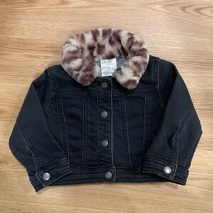 FIRST IMPRESSIONS denim jacket with fur collar